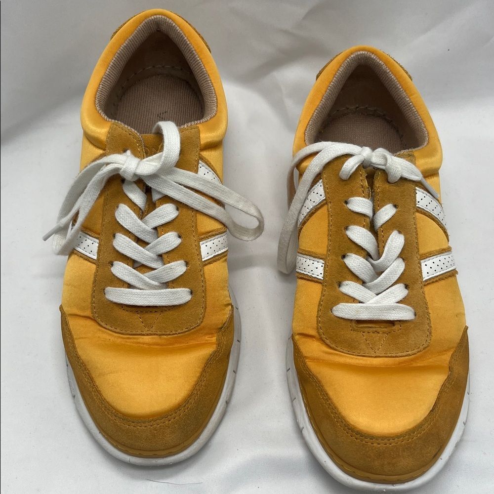 Mustard Vionic Nana Women's Sneakers Tennis Shoes - Picture 2 of 10